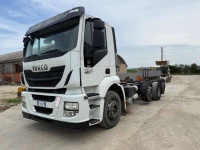 Iveco STRALIS 420 in vendita da Commerciale Adriatica Srl