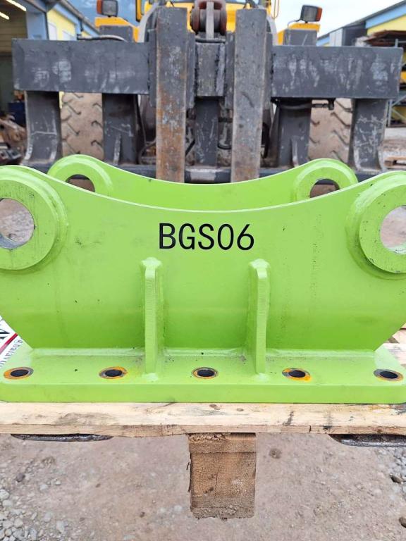 S60 for 12-18 ton excavators Attachment plate Foto 4