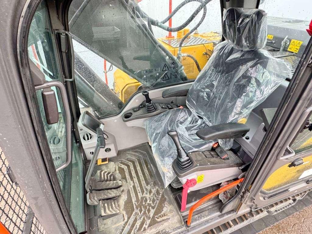 Volvo EC220D - New / Unused / 2025 Model Foto 7