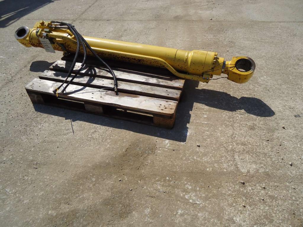 Pistone sollevamento per New Holland 385B Foto 1