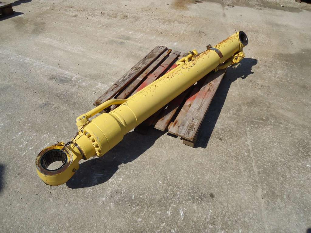 Pistone sollevamento per New Holland 385B Foto 7