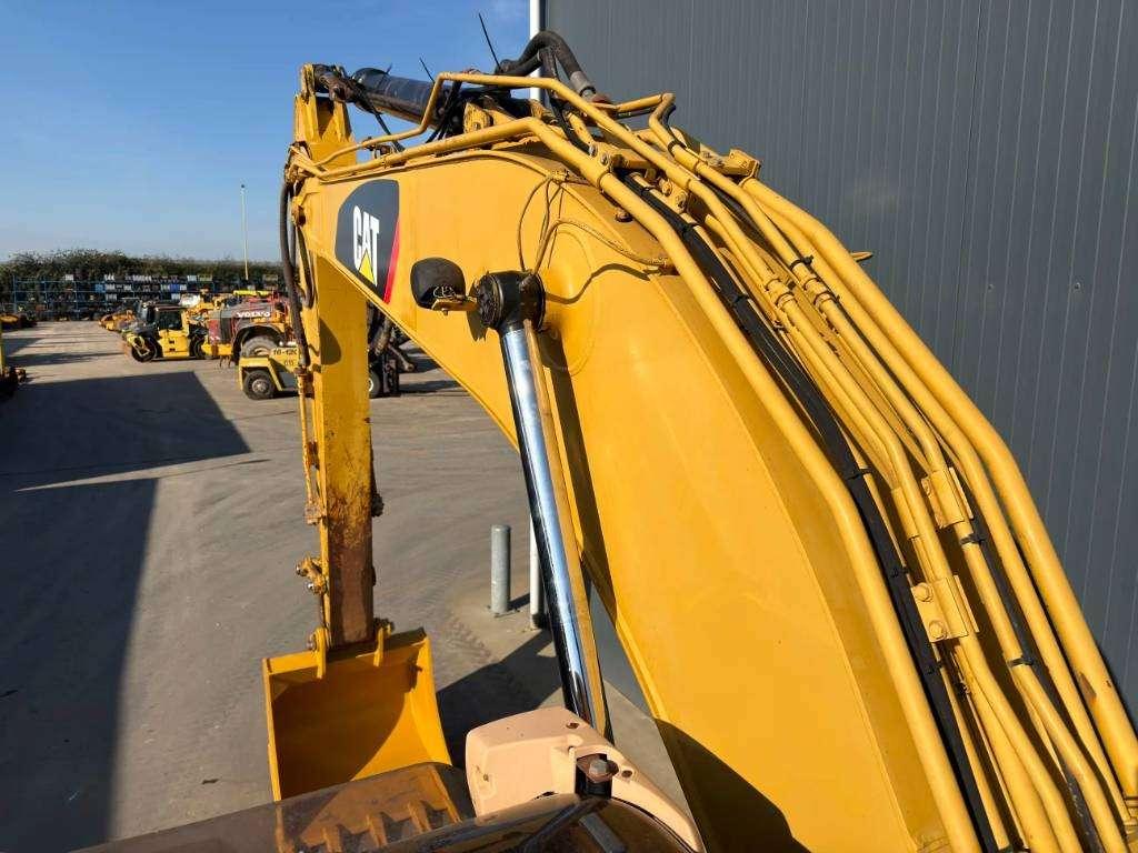Caterpillar 320D L Foto 23