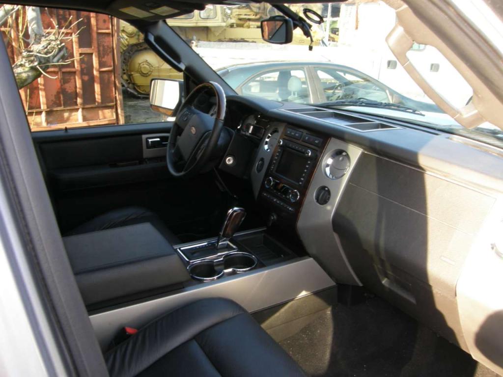 Ford Expedition Limite 4Wd Suv Foto 8