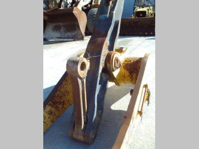 Biella richiamo benna per New Holland W270B in vendita da OLM 90 Srl
