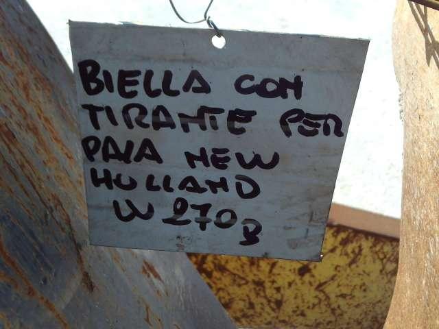 Biella richiamo benna per New Holland W270B Foto 4
