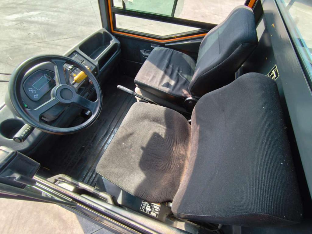 Still R07-25 Foto 5