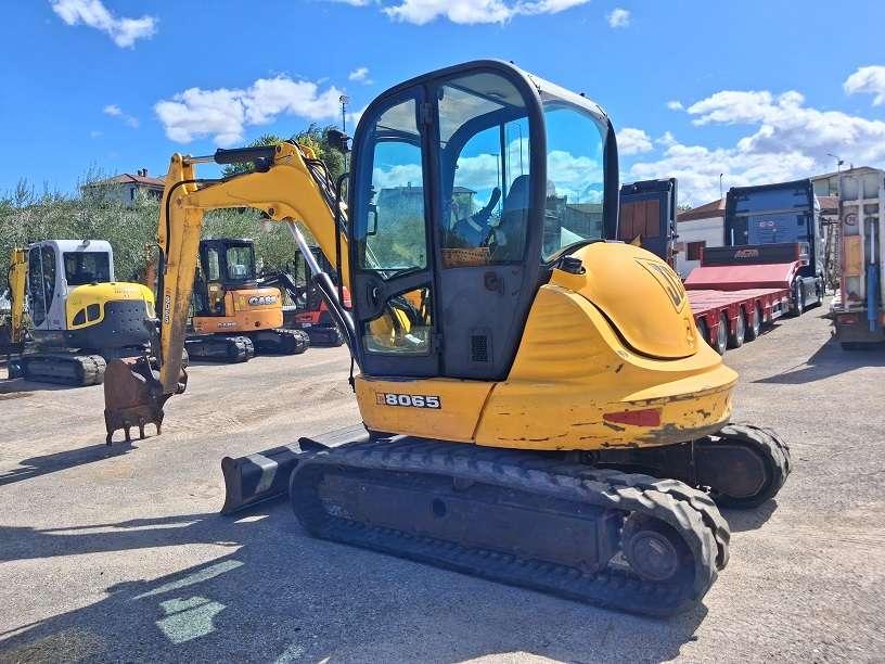 JCB 8065 Foto 3