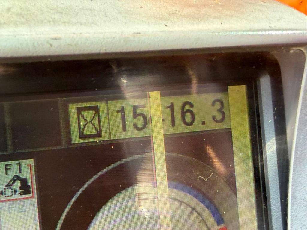 Hitachi ZX210LC-3 Foto 26
