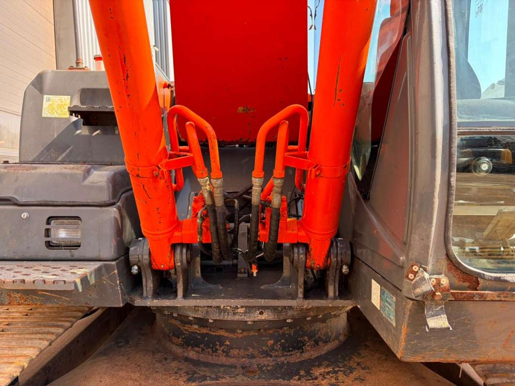 Hitachi ZX210LC-3 Foto 30