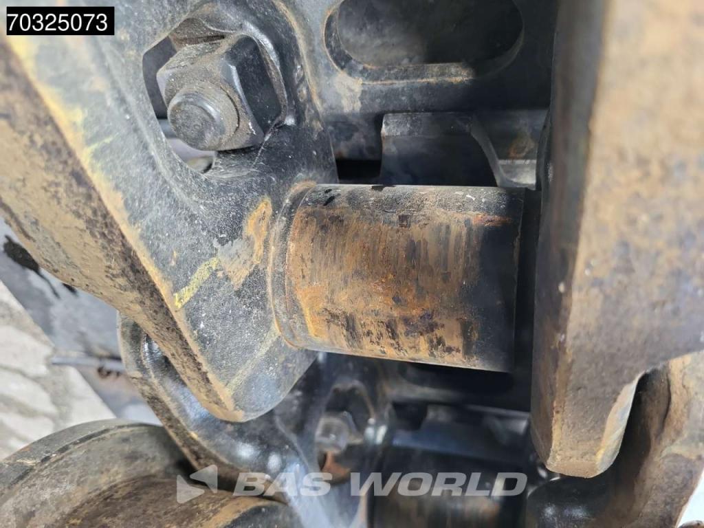 Caterpillar 324 Foto 21
