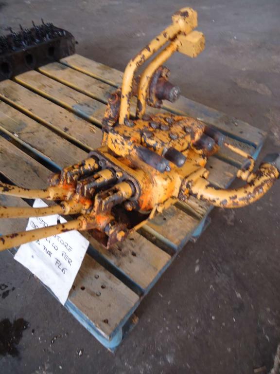 Distributore idraulico per Fiat FL6 Foto 2
