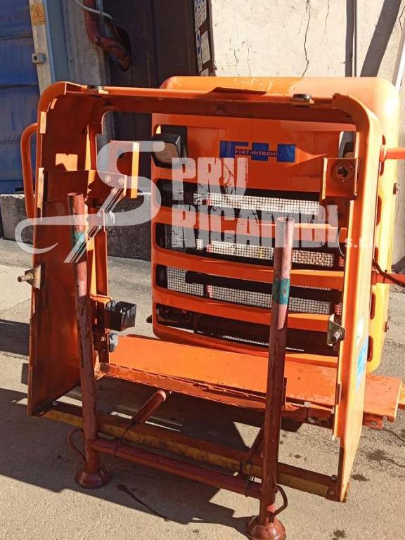 Cofanatura e carter carrozzeria per Fiat Hitachi W 270 Foto 6