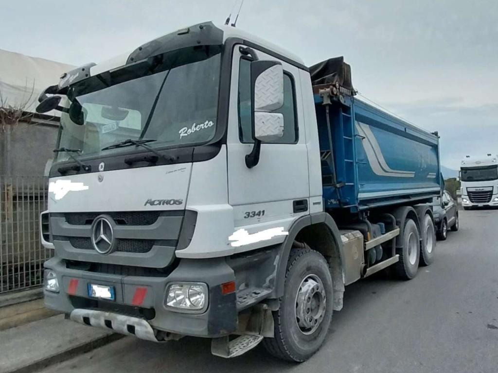 Mercedes-Benz MB33.41 6X4 Foto 3