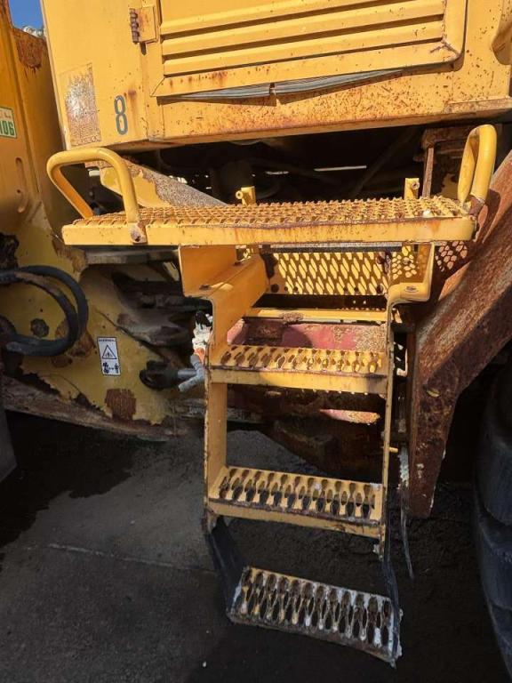 Volvo Steps for Volvo L120C and L90C. Foto 1