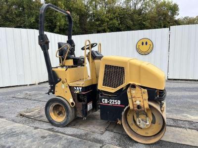 CAT CB225D in vendita da SODINEG France