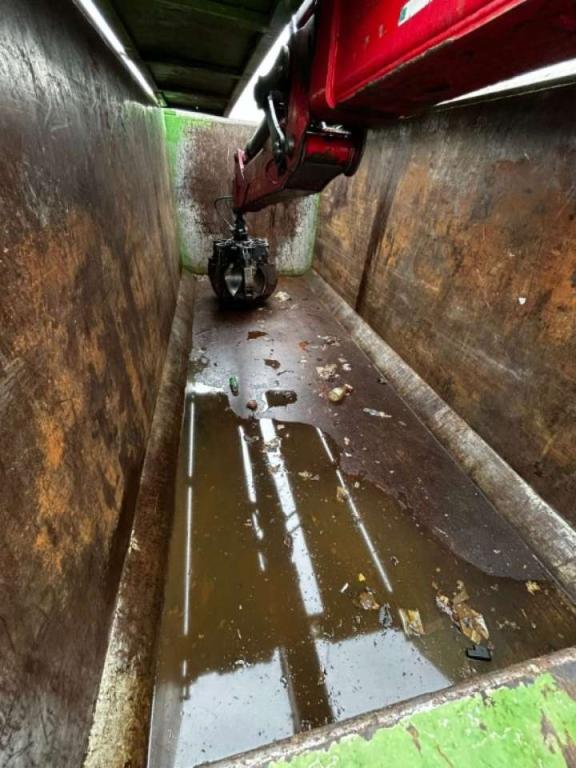 CONTAINER SCARRABILE USATO CON COPERCHIO E GRU Foto 10