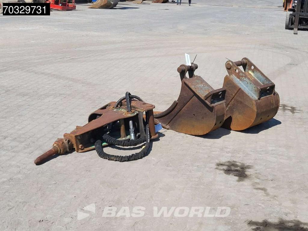 Komatsu PW118 MR-8 3 Buckets + Hammer Foto 24