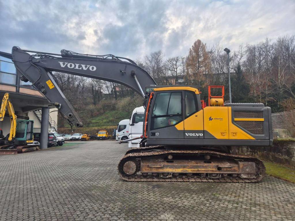 Volvo EC250E NL Foto 1