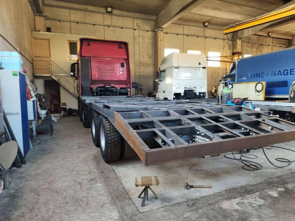 Iveco X-WAY 570 Foto 16
