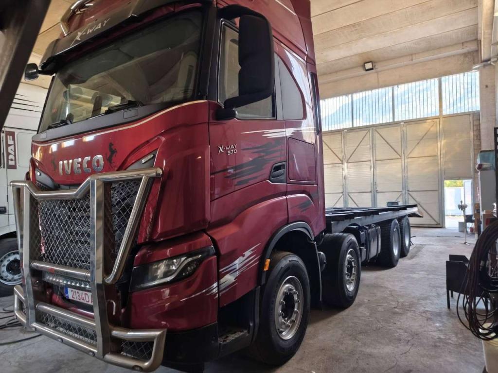 Iveco X-WAY 570 Foto 17