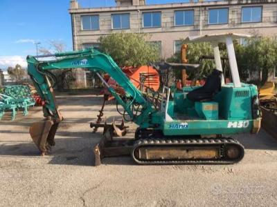 Hanix H30 in vendita da Calabria Trattori Srl