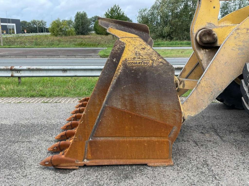 Komatsu WA470-6 Foto 10
