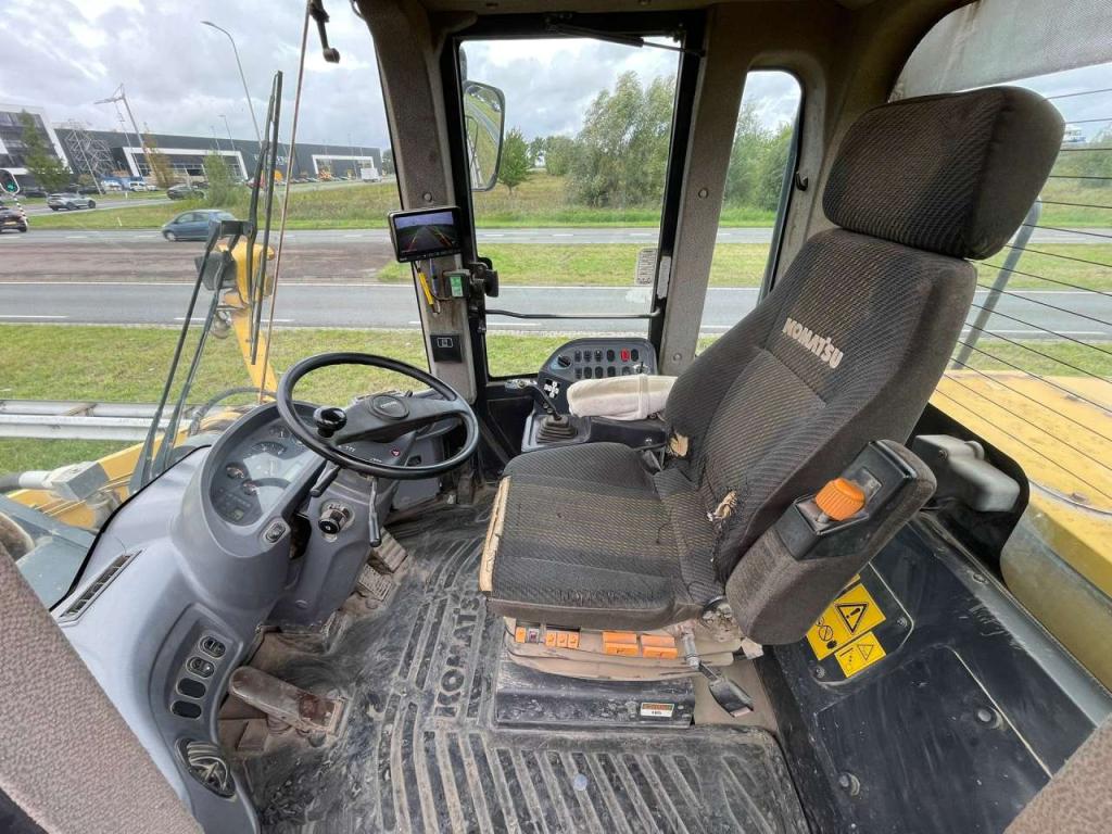 Komatsu WA470-6 Foto 17