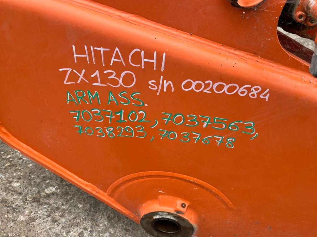 Hitachi ZX130 Foto 10