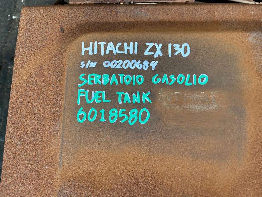 Hitachi ZX130 Foto 16