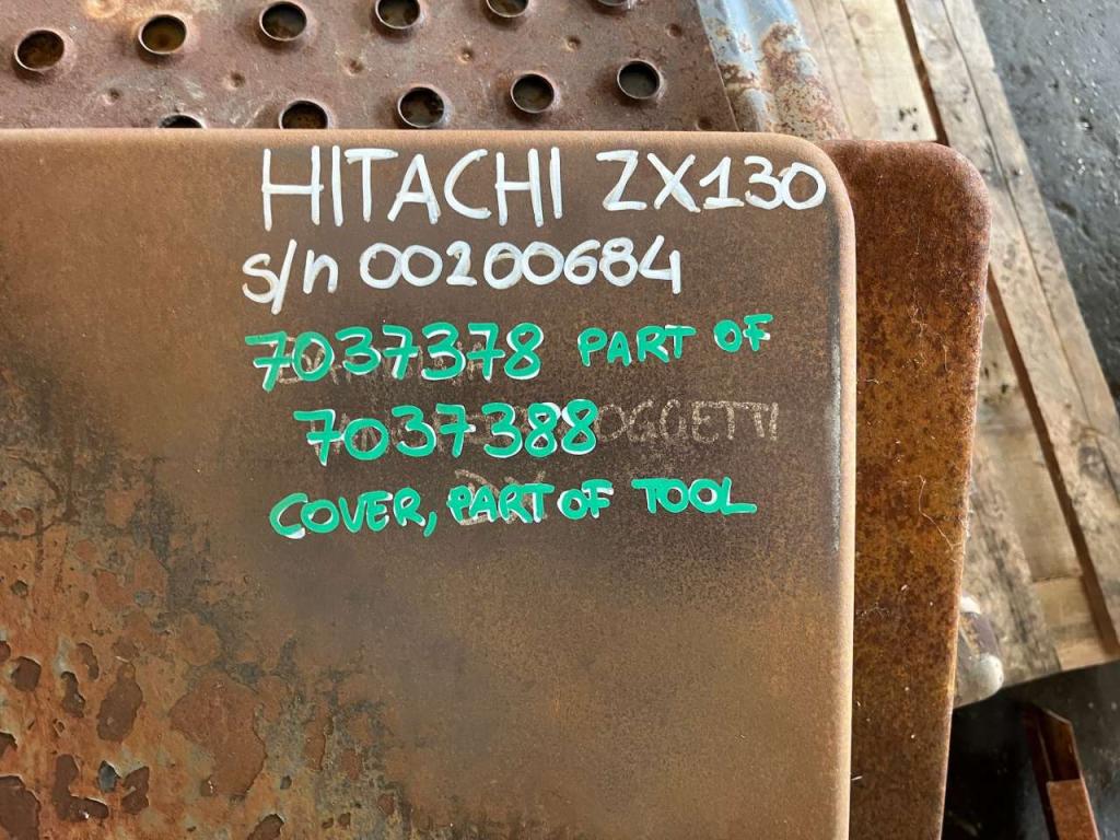 Hitachi ZX130 Foto 21