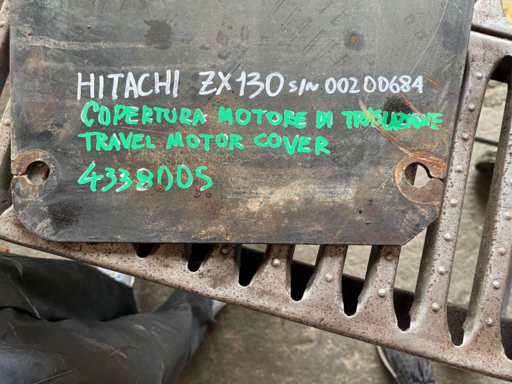 Hitachi ZX130 Foto 27