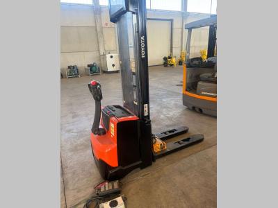 Toyota 8SM14 in vendita da Deal Di Balliu Mentor & c. Sas