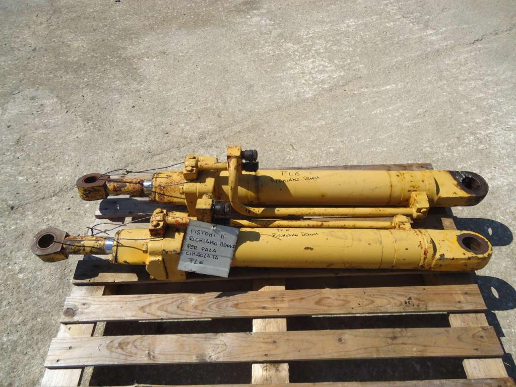 Pistone rotazione benna per Fiat FL6 Foto 1