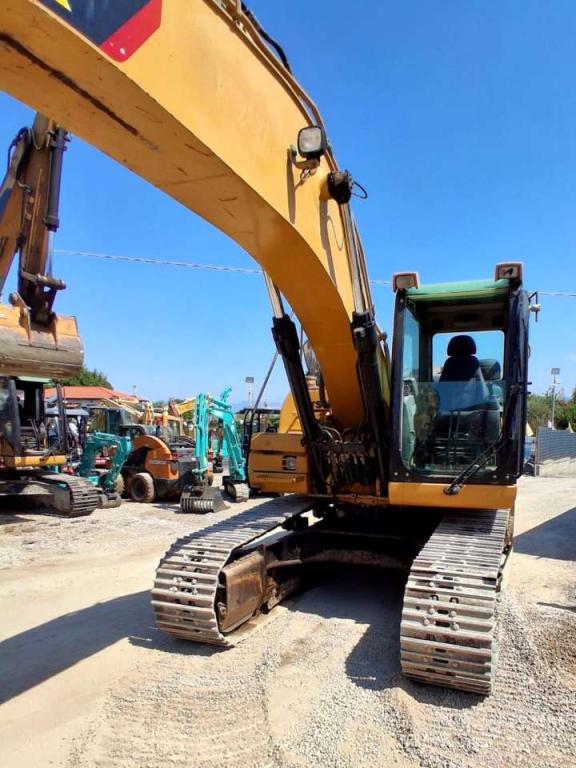 Caterpillar 323D Foto 4