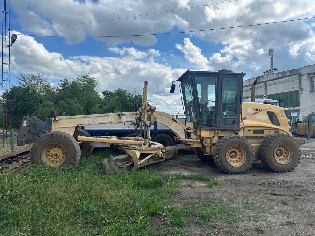 New Holland RG 140 Foto 1