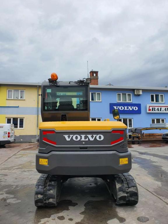Volvo EC60E Foto 1