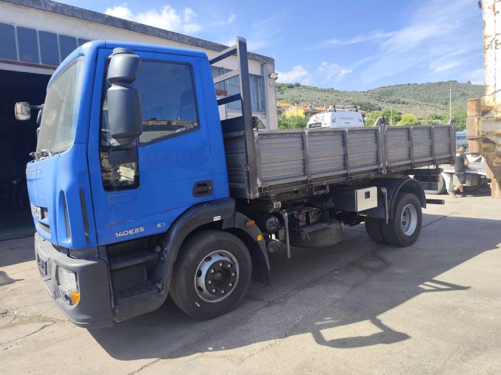 Iveco EUROCARGO 140E25 Foto 13