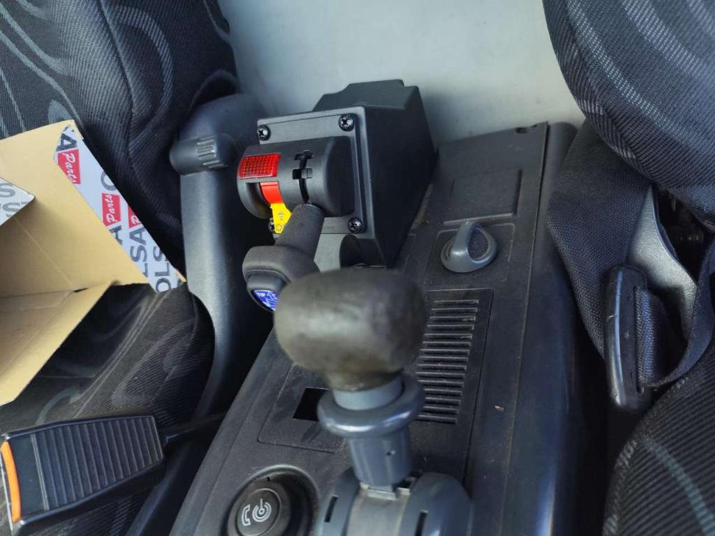 Iveco EUROCARGO 140E25 Foto 15