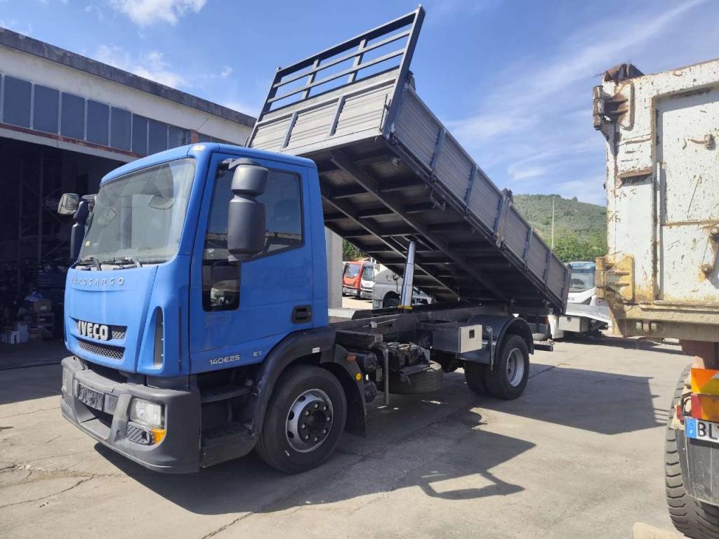 Iveco EUROCARGO 140E25 Foto 22
