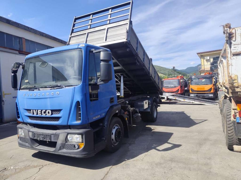 Iveco EUROCARGO 140E25 Foto 24