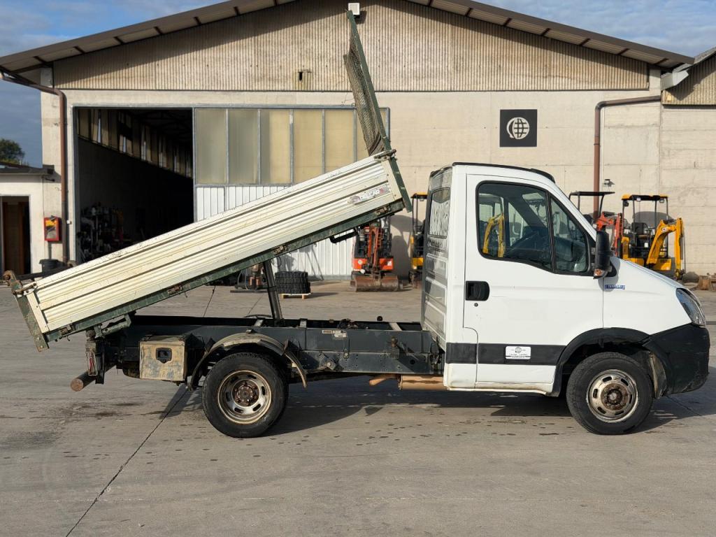 Iveco DAILY 35C10 Foto 1