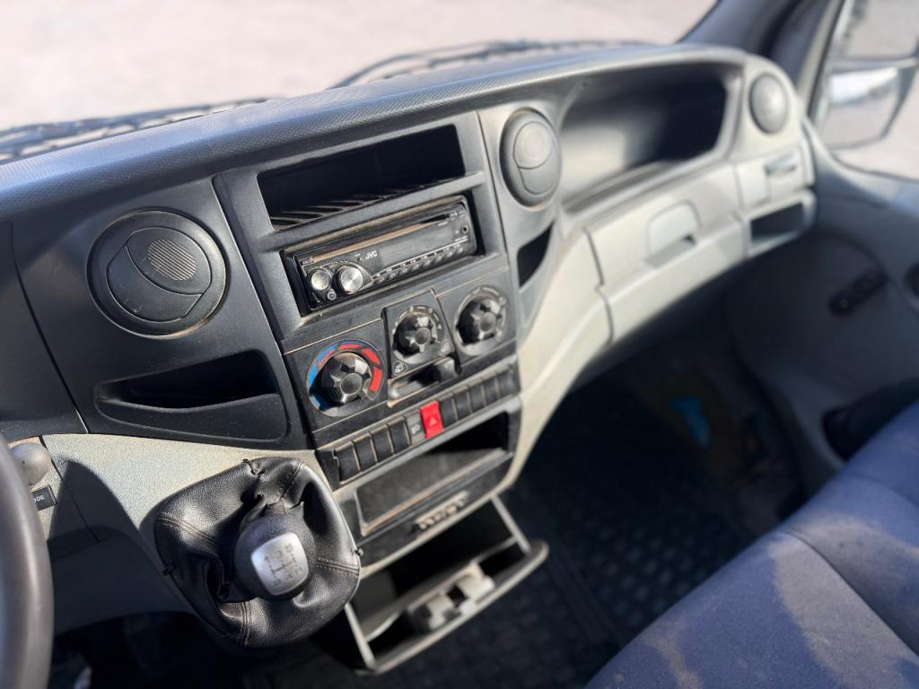 Iveco DAILY 35C10 Foto 9
