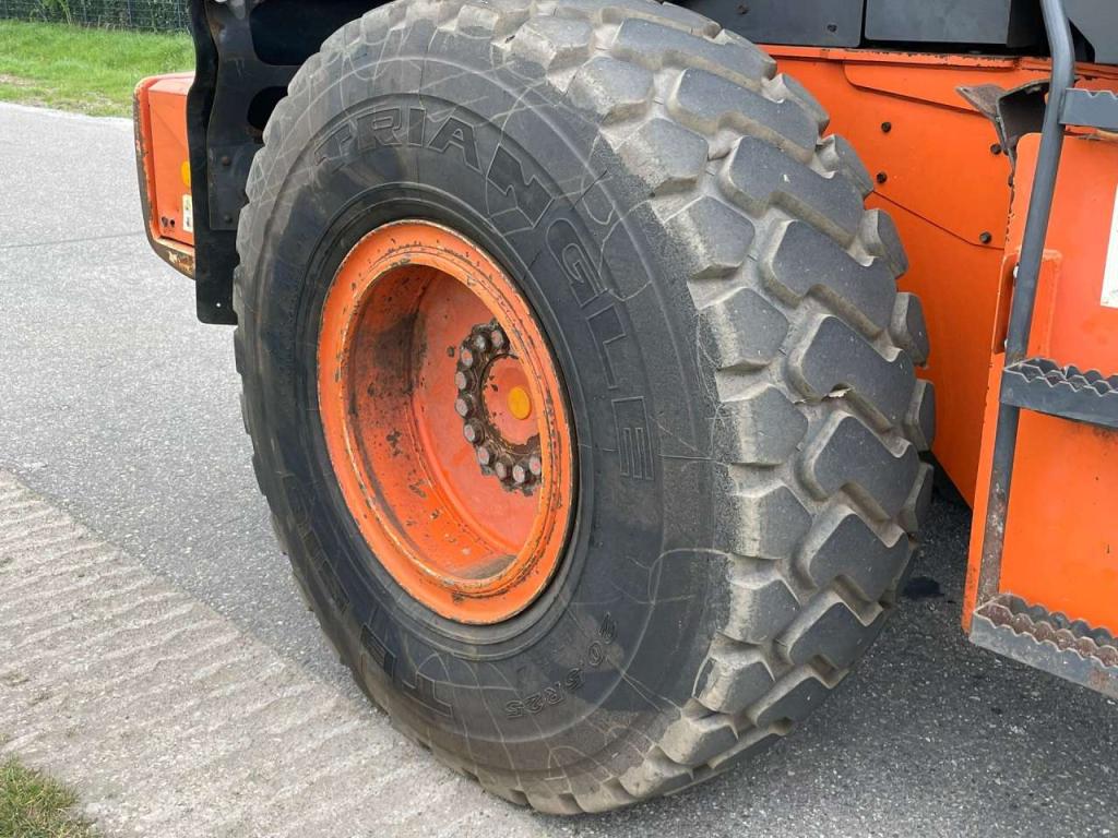 Hitachi ZW150 Foto 14