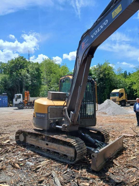 Volvo ECR880 Foto 8