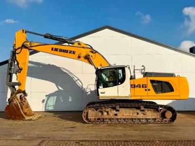Liebherr R946LC - Hammer Lines / Quick Coupler in vendita da Boss Machinery
