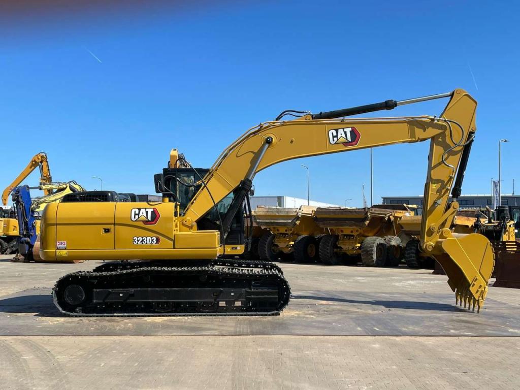 Caterpillar 323D3 Foto 6
