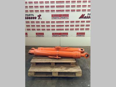 Pistone / Cilindro idraulico per Hitachi ZX135-3 in vendita da Massucco T. Srl Area Ricambi