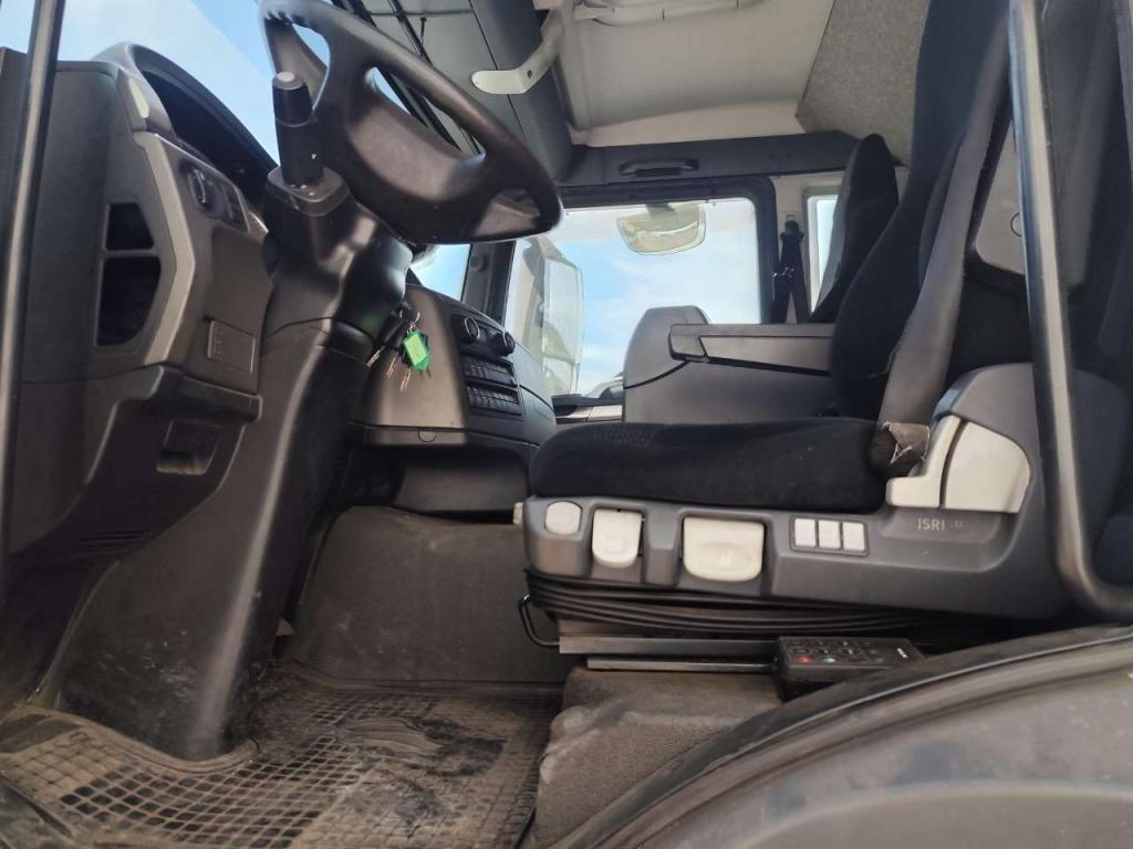 Iveco TGS 26.360 Foto 9