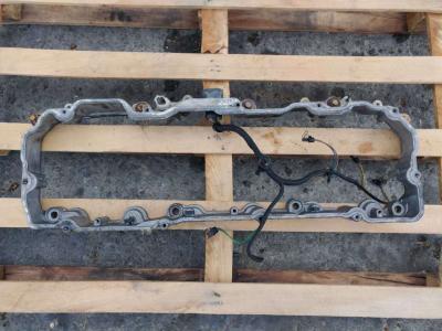 Coperchio punterie per Caterpillar C9 in vendita da CERVETTI TRACTOR Srl