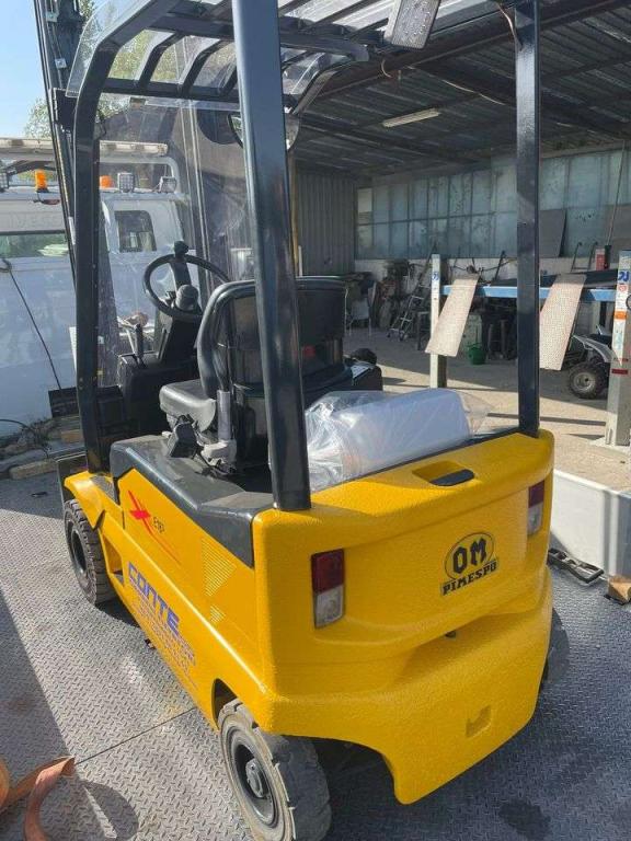 OM-Pimespo XE 18 Foto 2
